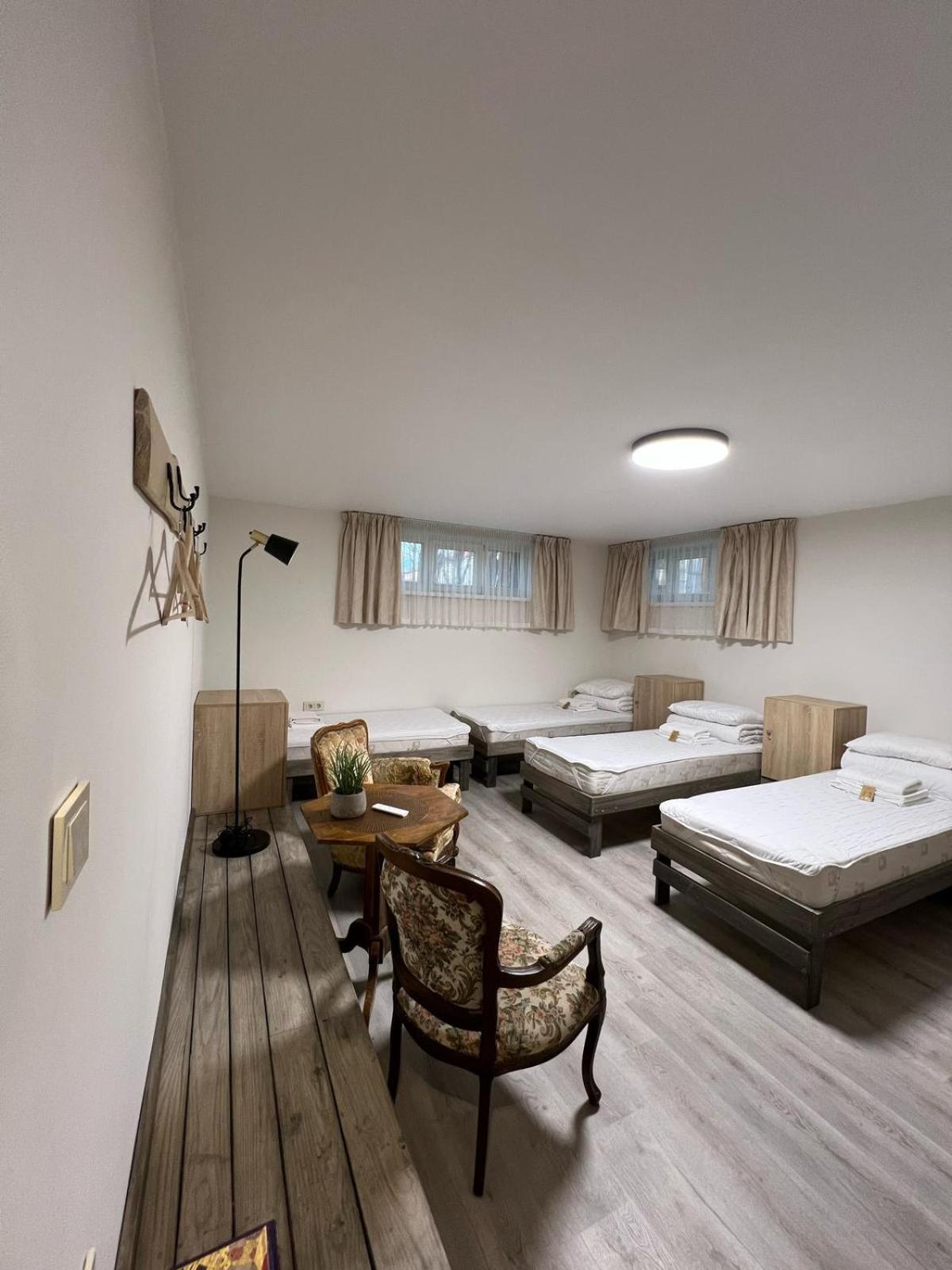 Kubu Ground Floor Rooms Klaipėda Extérieur photo